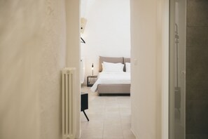 Suite 29 With Tub | 1 bilik tidur, cadar kapas Mesir, peralatan tempat tidur premium