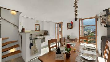 Familienchalet, Mehrere Schlafzimmer (Rustico al forno Sonogno) | Speisen