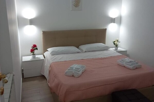 2 soveværelser, strygejern/strygebræt, gratis Wi-Fi, sengetøj