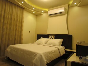 3 bedrooms, iron/ironing board, WiFi - Lafand City Stars  (Cairo Governorate)