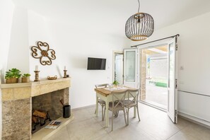 Apartment | Esszimmer