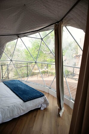 1 soverom, skrivebord, strykejern/-brett og wi-fi