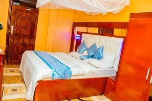 Blackout drapes, free WiFi - Usungilo city hotel (Mbeya)