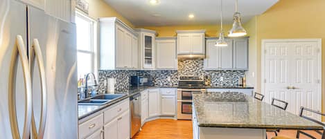 House (2 Bedrooms) | Interior