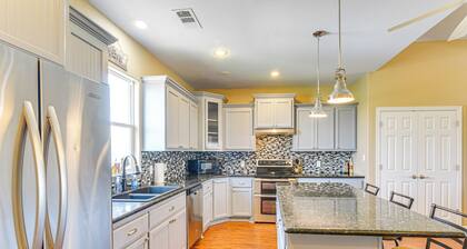 Walk to Crystal Beach: Family Home w/ Deck