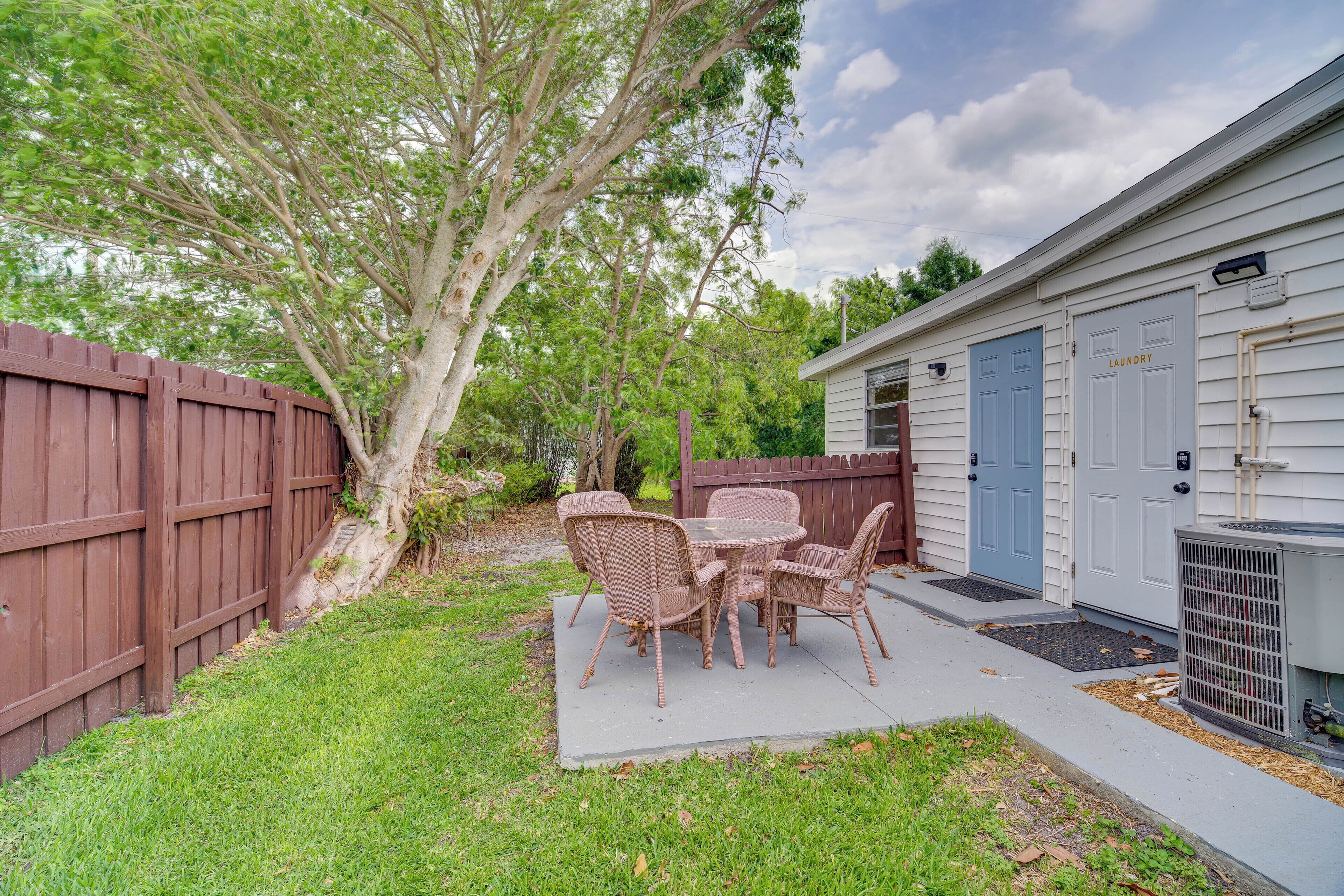 Apartment (0 Bedroom) | Interior