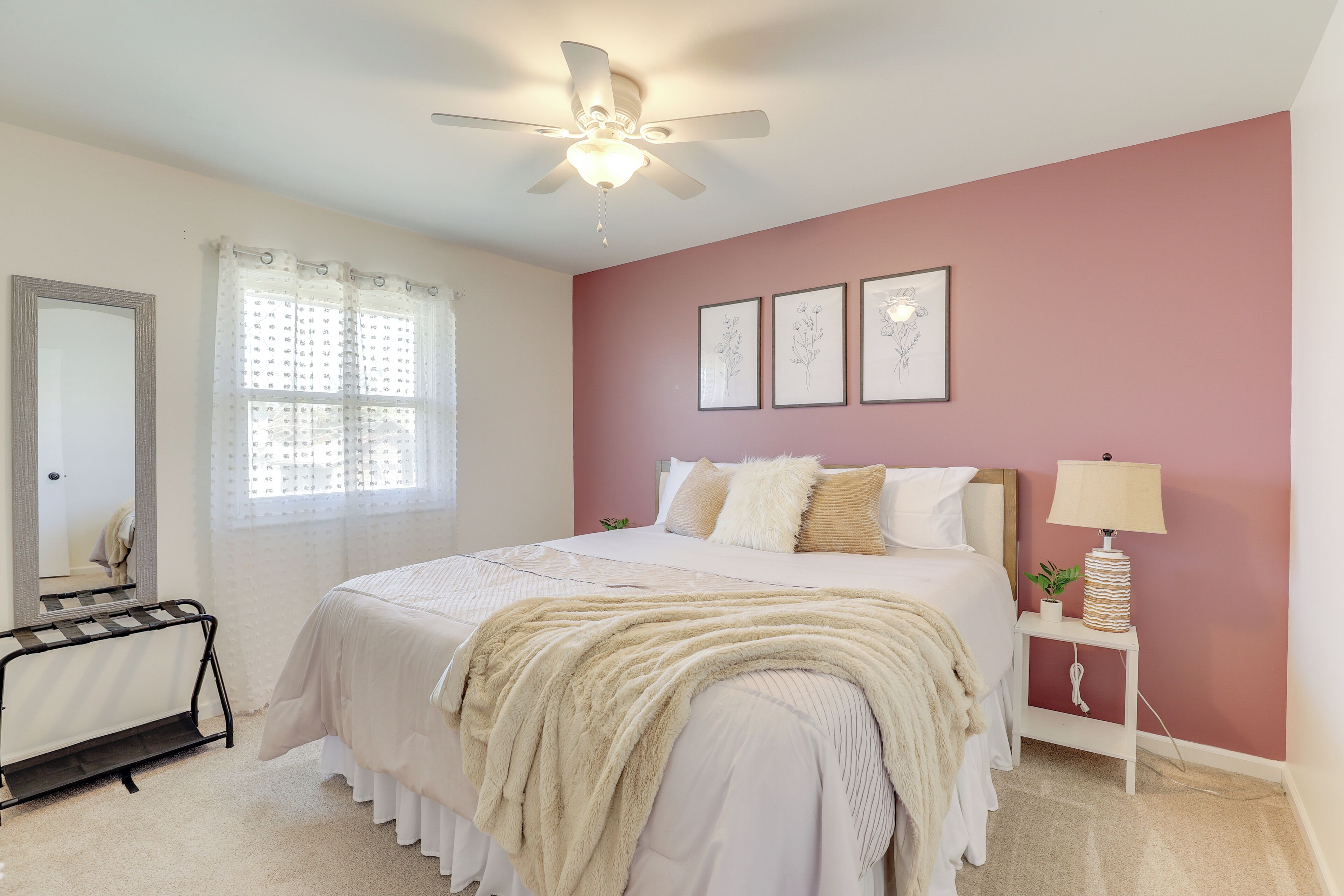 House (3 Bedrooms) | Interior