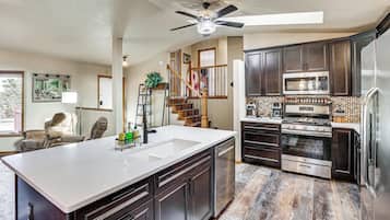 Nhà (3 Bedrooms) | Nội thất