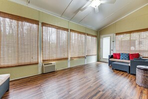 Rumah (4 Bedrooms) | Interior