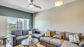 Apartment (1 Bedroom) | Interior