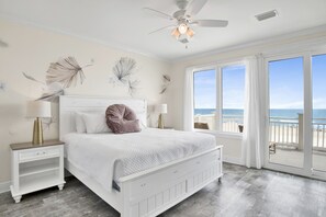 5 bedrooms, iron/ironing board, free WiFi, bed sheets - Sandy Hideaways - Beachfront, Pet Friendly (Gulf Shores)