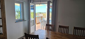 Klassiek appartement | Dineren op de kamer