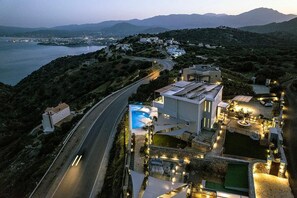 Exterior - Stunning views to Mirabello Gulf at Villa Marianna (Agios Nikolaos)