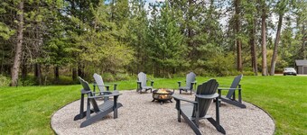 Charming Apt Near DT Columbia Falls w/ Pickleball