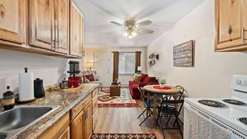 Fridge, microwave, oven, coffee/tea maker