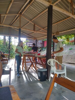 Desayuno buffet incluido todos los días