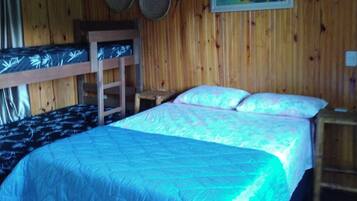 Klassieke bungalow, uitzicht op bergen | 1 slaapkamer, individueel gedecoreerd, individueel gemeubileerd