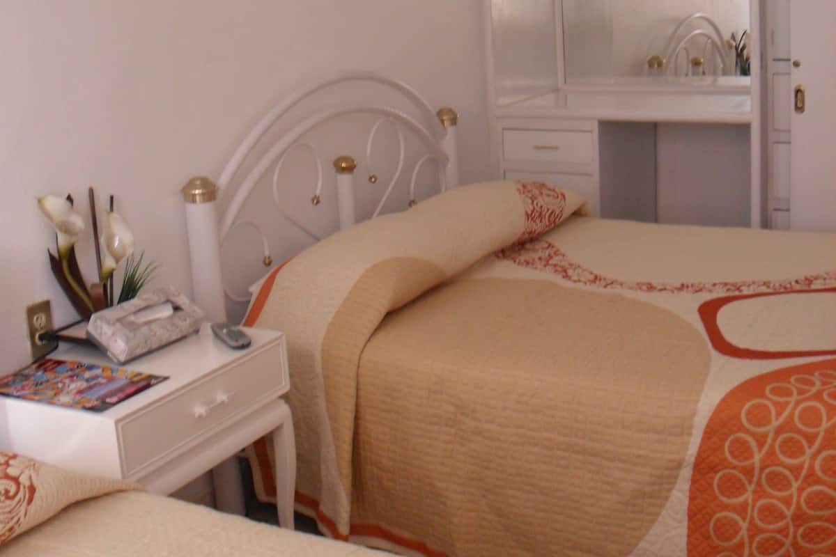Habitació quàdruple estàndard, vistes a la muntanya | Wifi gratuïta 