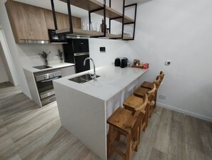 Family Apartment | Private kitchen | Oven, freezer - Estudio en Palermo 4 (Buenos Aires)