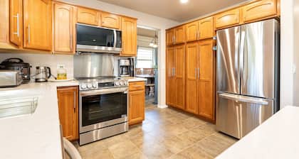 Zen Abode - Flagstaff - Central AC - Park & Trails!, Zen Abode - Incredible location in Flagstaff!