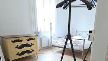 2 Schlafzimmer, Reisekinderbett, WLAN, Bettwäsche