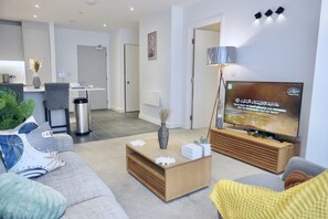 Interior - Cosy 2-bed Apartment in Manchester (Salford)