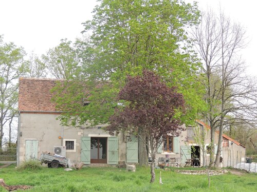 Rêves et Chaudrons Vous Propose une Chambre et sa Table D'hôtes Dans le Berry