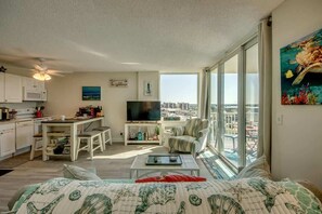 1 chambre, fer et planche Ă repasser, Wi-Fi gratuit, draps fournis