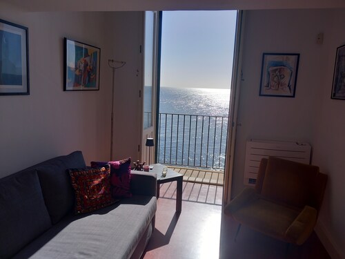 2-bedroom apartment with beautiful sea view in Ortigia, Syracuse historic centre