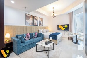 Exclusive Studio | Living area