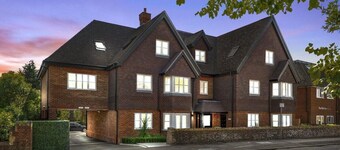 2 Bedroom, 2 Bathrooms, Parking, Electric Charger Juliet Balcony, Close to Reigate Station & Centre - 2230