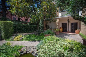 Garden - A Casa Di Camillo, Nepi, a C (Nepi)