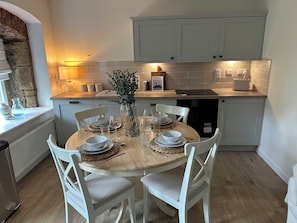 Dining - Tranquil Farmstay: Gateway to Northumberland's Beauty, Moments from Newcastle (Stannington, Morpeth)