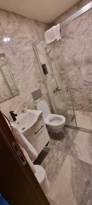 Økonomi-studiosuite | Bad