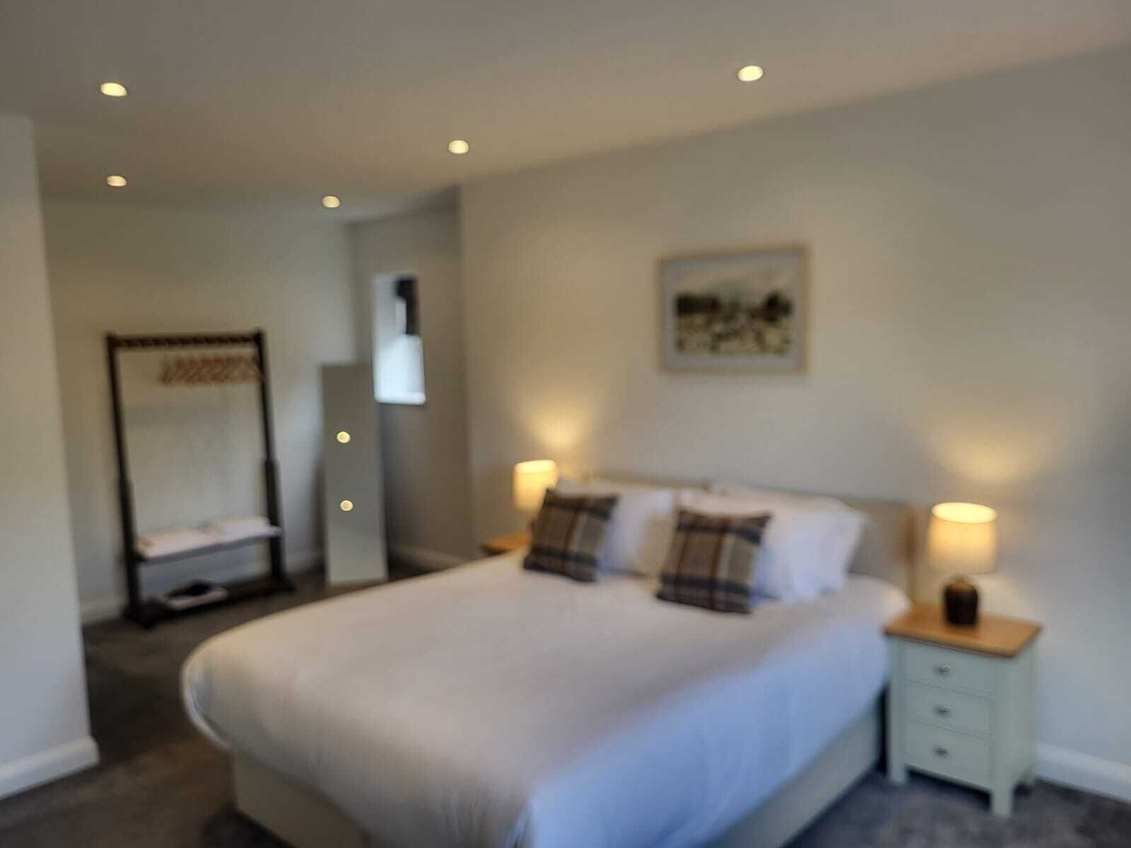 1 Schlafzimmer, Bügeleisen/Bügelbrett, Bettwäsche