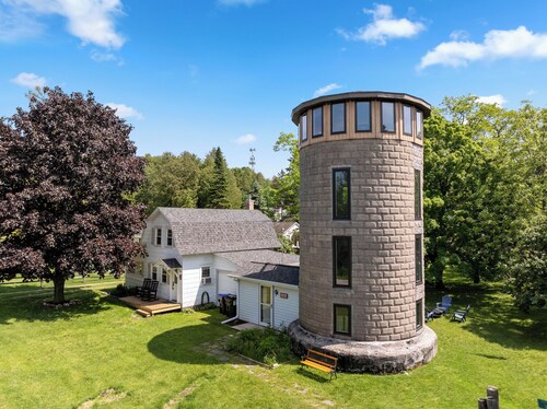 Historic Silo in Downtown Fish Creek at the entrance to Peninsula State Park