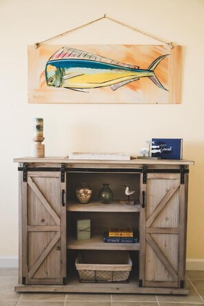 Apartment | 2 bedrooms - Dune our Thing - 1 Block From Beach and Boardwalk (Virginia Beach)