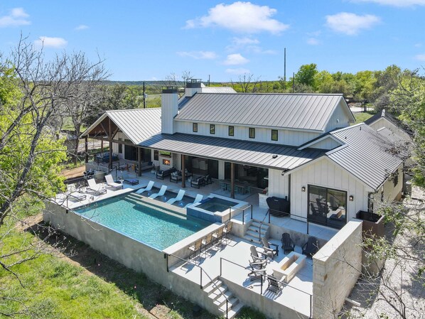 Luokittelematon kuva, 1 kautta 52, painike