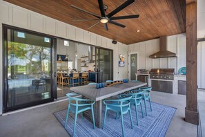 Luokittelematon kuva, 4 kautta 52, painike