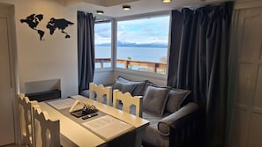 Apartment, 1 Bedroom, Partial Lake View (5) | Lake view