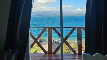 Departamento, 1 habitación, vista al lago (1) | Ropa de cama de alta calidad, edredón y camas con pillow-top