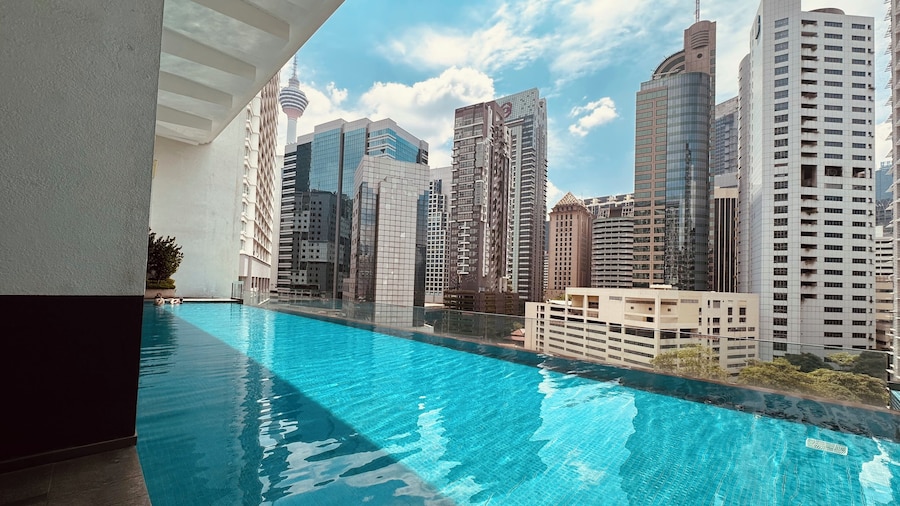 One Bukit Ceylon by Roomy