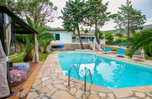 Pool - Villa Euphoria (Theologos, Thassos)