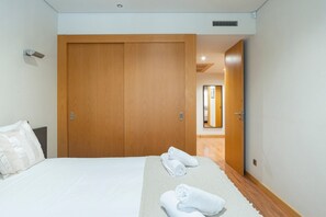 2 Schlafzimmer, Bügeleisen/Bügelbrett, Internetzugang, Bettwäsche