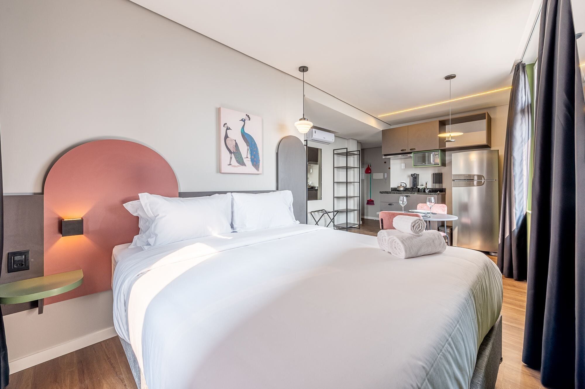 Wi-Fi gratuit, draps fournis