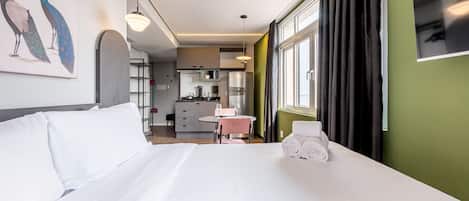 基本開放式客房 | 免費 Wi-Fi、床單