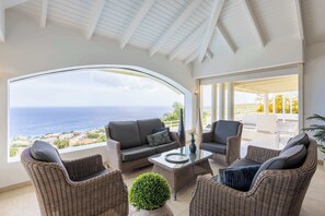 Terrace/patio - Shoreline Harmony at Villa Solana (Rif St Marie)