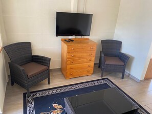 Apartment | 1 bedroom - Pristine 1 Bed Cottage in Northern Suburbs - 2222 (Harare)