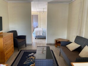 Apartment | 1 bedroom - Pristine 1 Bed Cottage in Northern Suburbs - 2222 (Harare)