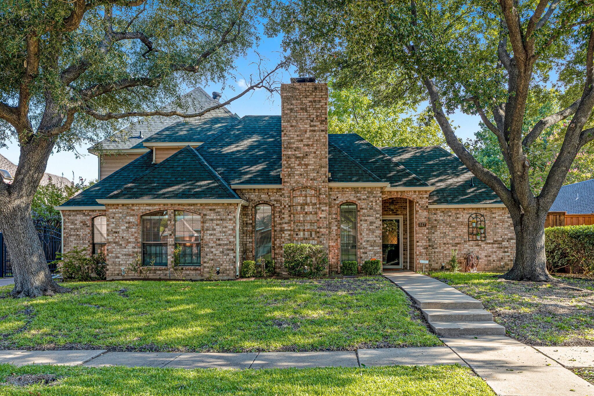 Spacious 4 Bedroom Grand Prairie Home